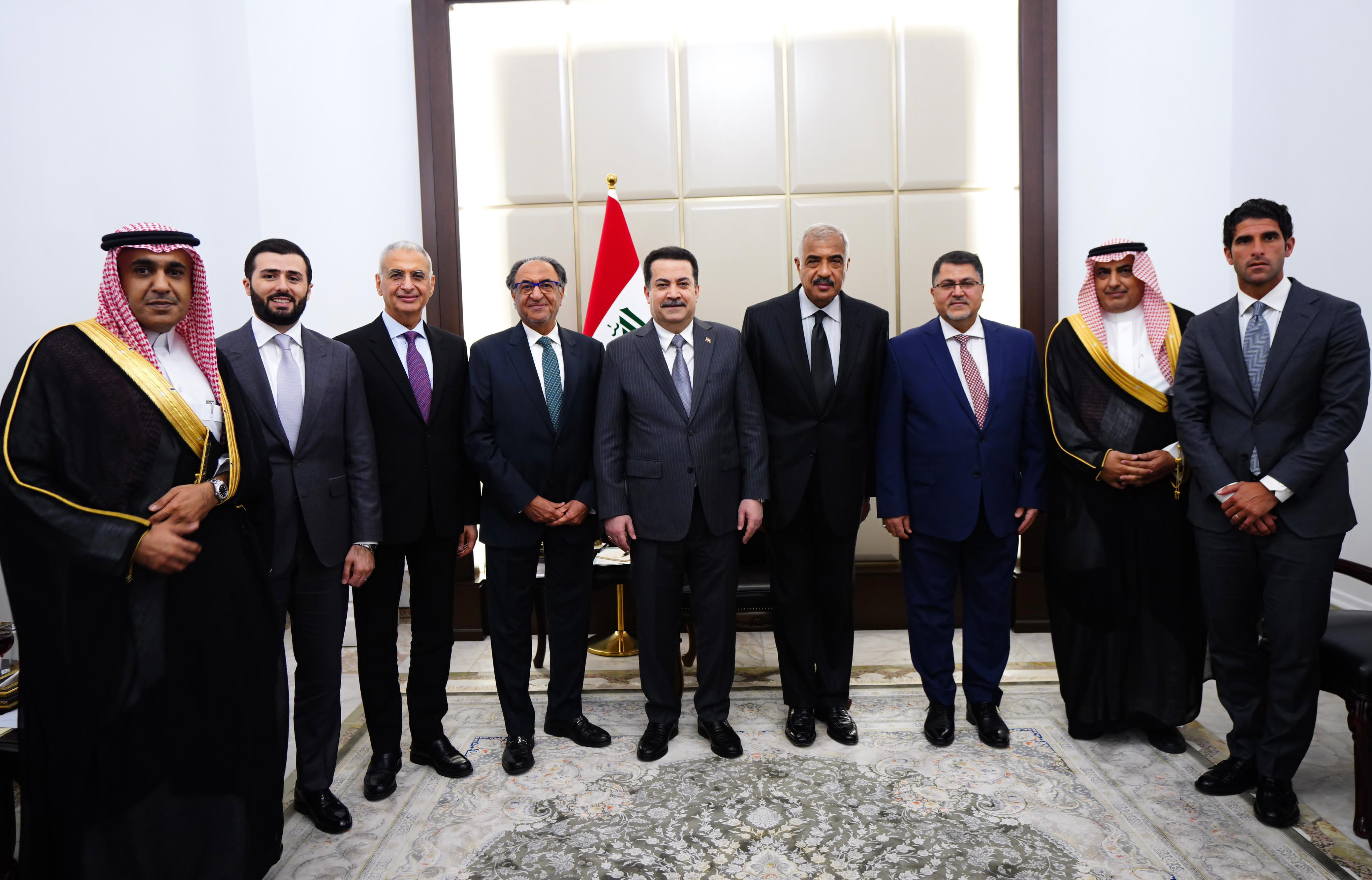 Iraqi PM meets Egyptian-Saudi business delegation