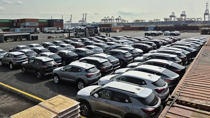 Government denies car import quota cut rumours