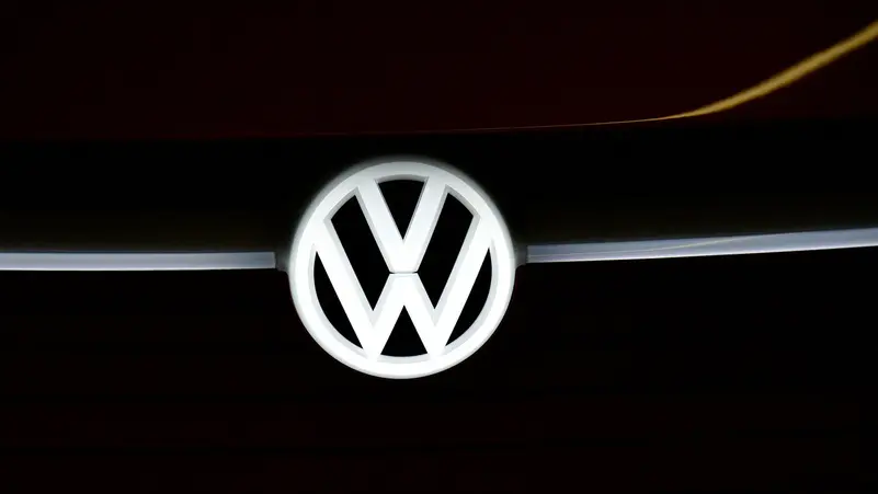 Volkswagen's 100,000 workers end warning strike