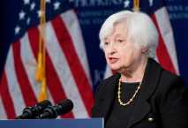 وزيرة الخزانة  الأمريكية ترفض التعليق على احتمالات خفض الفائدة 
