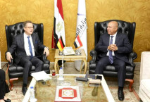السفير الألماني: حريصون على زيادة التعاون مع مصر في قطاع النقل 