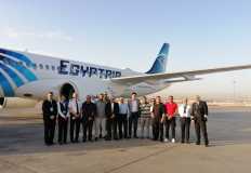 مطار أوستند يستقبل الطائرة المصرية الجديدة  بتحية  رش المياه