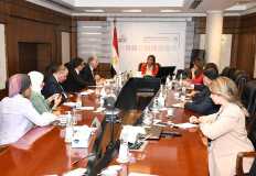 وزيرة التخطيط تبحث إنشاء أول أكاديمية للتصدير في مصر