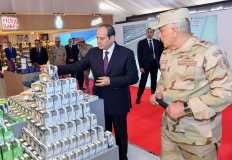 الرئيس يطمئن المصريين: جميع السلع متوافرة في الأسواق