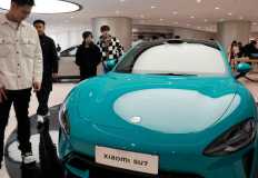 انتعاش صناعة السيارات الكهربائية في الصين يهدد عرش تيسلا