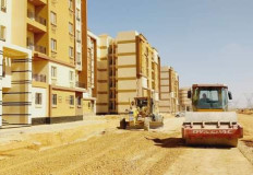 الإسكان: جارٍ تنفيذ أعمال الكهرباء والطرق لـ7080 وحدة سكنية لموظفي العاصمة فى بدر  