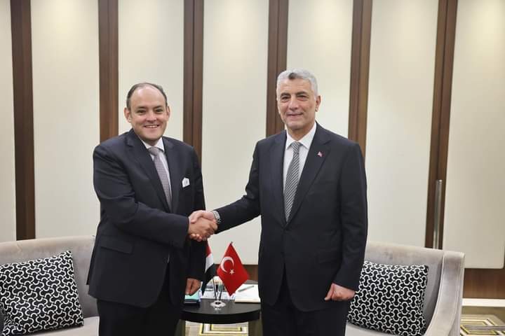 خلال لقاء وزيري تجارة مصر وتركيا في اسطنبول