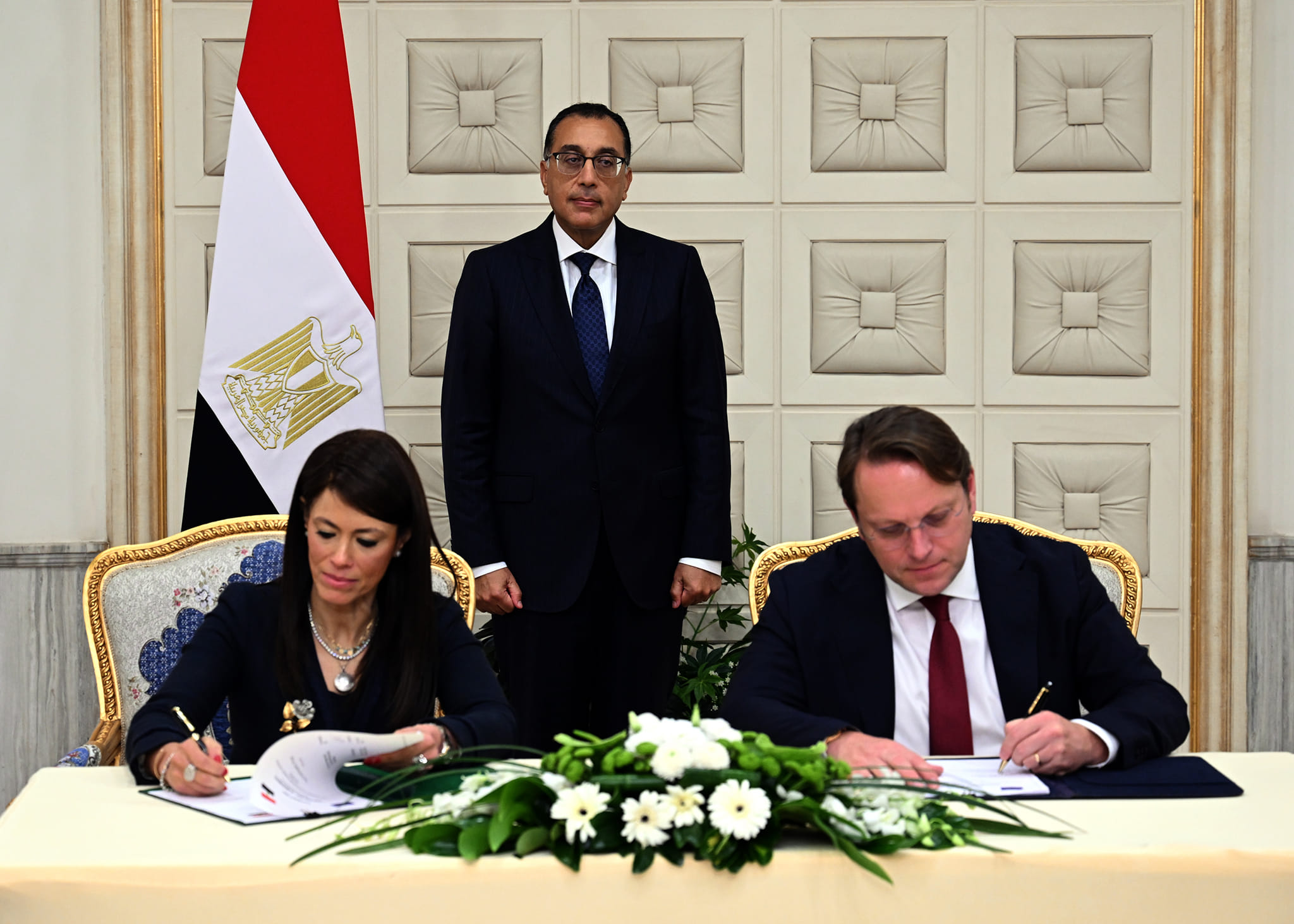 مدبولي يشهد توقيع الاتفاقيات التمويلية بين مصر والاتحاد الأوروبي